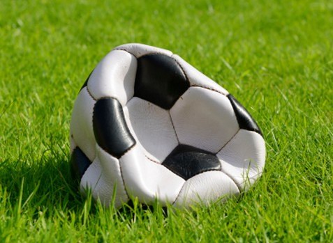 http://www.noitv.it/wp-content/uploads/2017/07/pallone-sgonfio.jpg