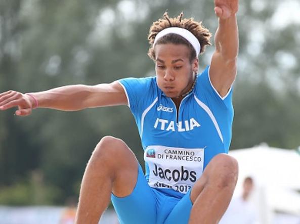 Marcell Jacobs - Atletica, Marcell Jacobs corre 10.21 a Rieti. Bene Luca ...