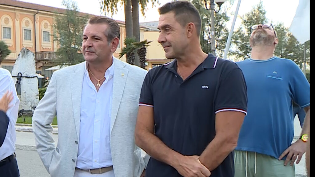 Simoni conferma, “Io seguo Vannacci” - NoiTV